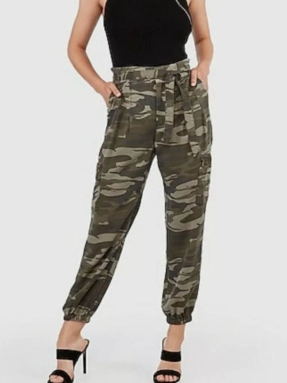 Express Extreme Mid-Rise Baggy Camo Cargo Pants